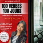 Affiche du livre “100 verbes 100 jours” d’Olivia Thaï, professeure de thaï pour francophones